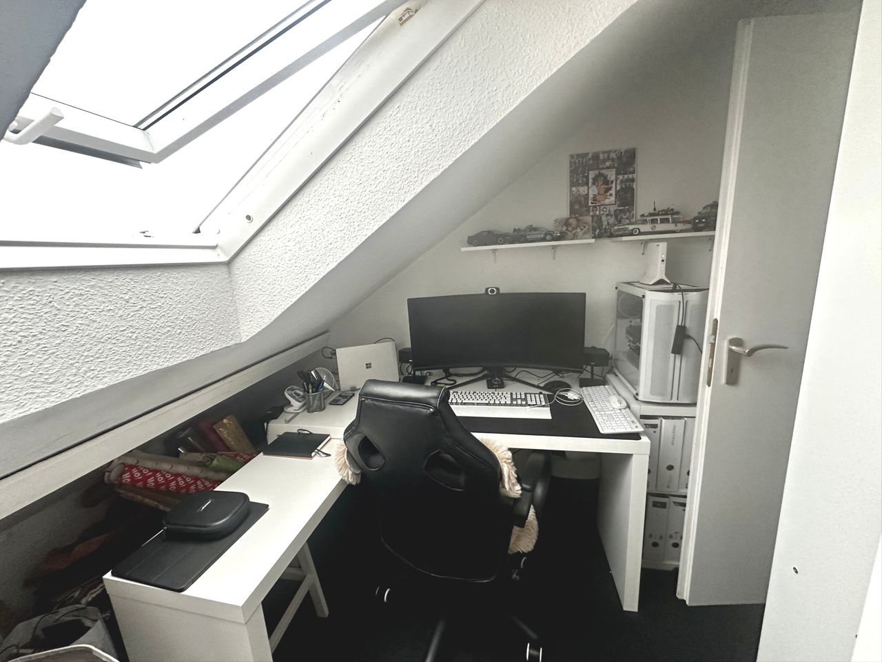 Abstellraum - als kl. Büro genutzt (Vormieter)